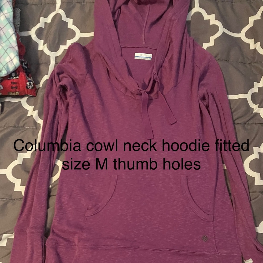 Columbia Cowlneck Hoodie with thumb holes